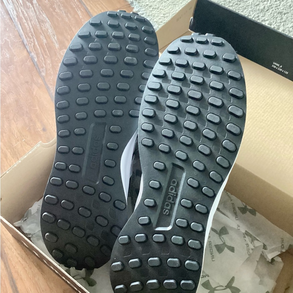 Adidas Men Running Shoes - Picture 3 of 6